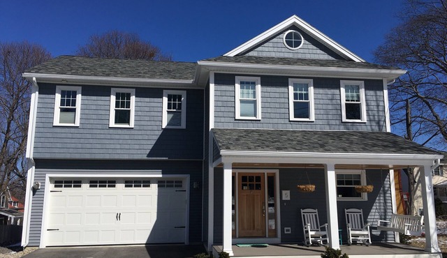 WALK TO BEACH! 3 bedroom beautiful home in walking distance to Willard beach!