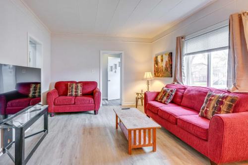 Walk to Old Town Saginaw! Charming Retreat w/Yard