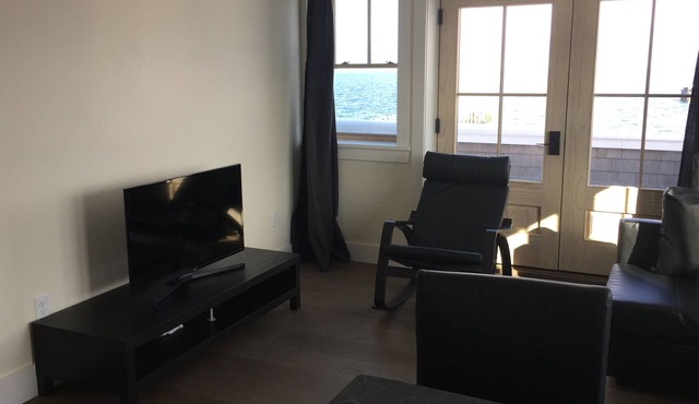 Walking Distance From Oak Bluffs Ferry Terminal With 180 Degree Ocean View.