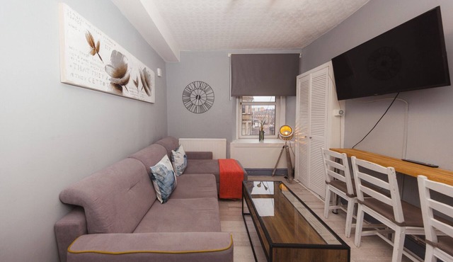 Warm&Welcoming City Centre Apartments by Meadows 5