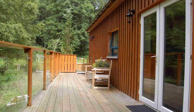Waterfall Lodge - a secluded tranquil retreat