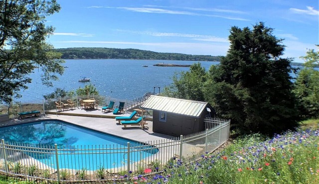 Waterfront Cabin with Inground Pool, Dock, Tennis