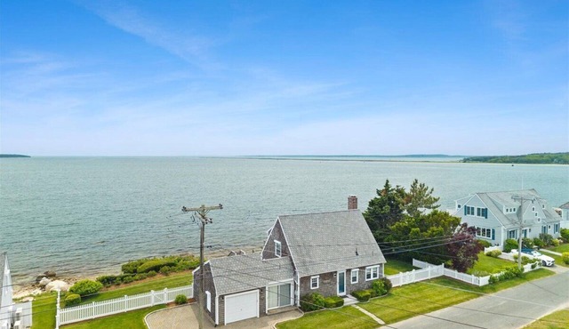 Waterfront with stunning views and beach