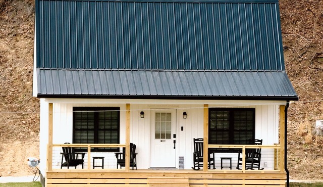 Waterside Cove at StoneCreek Farms | Sleeps 4
