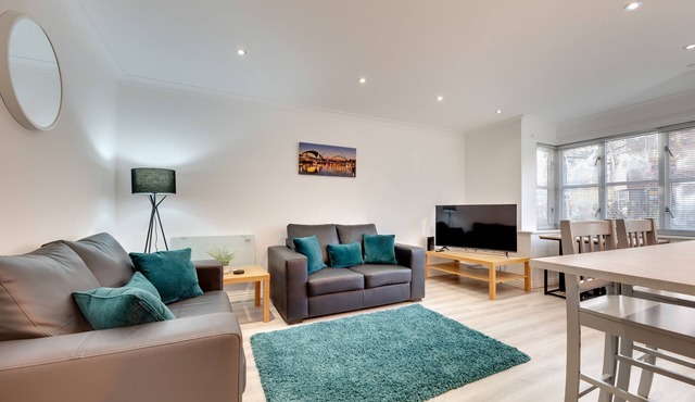 Week2Week Super Jesmond Apartment