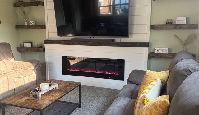 Weekend Escape- Cozy 2BR with Patio