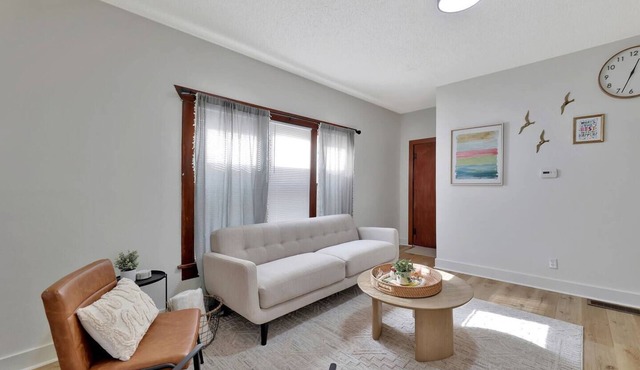 ~Welcome Extended Stay Travelers!~2BD/1.5 Bath~