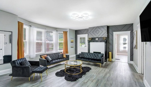 Welcome Home to this stylish entrainment home! Families, traveling professionals