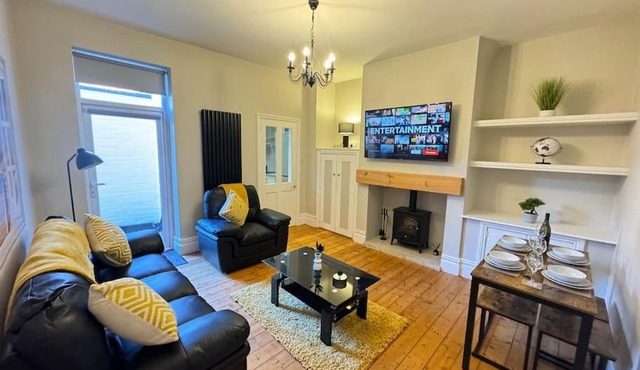 Whitley Haven, Luxury Seaside Apartment
