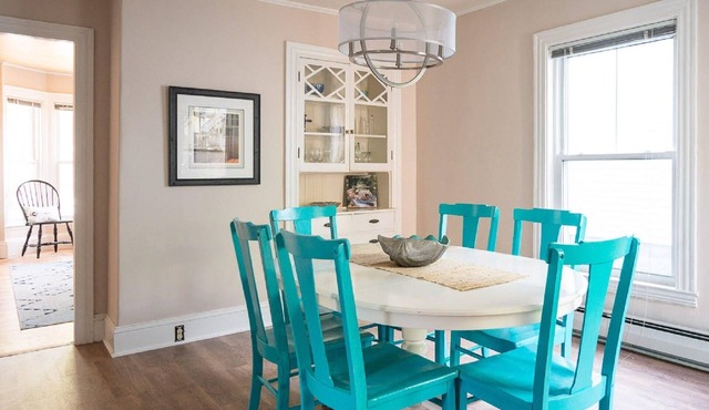 Willard Beach Neighborhood-Close to all Southern Maine has to offer!
