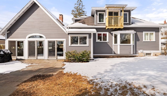 Winter home near the beach with fenced yard, patio & firepit