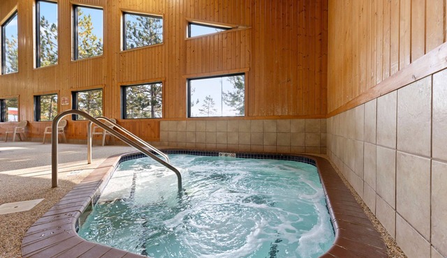 Woodland Cabin Retreat w/Fireplace & Patio