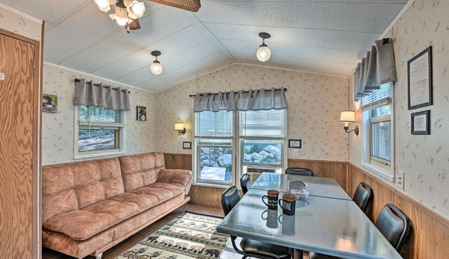 Woodsy Loons Nest Retreat with Fire Pit!