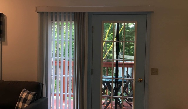 Young Cottage - One bedroom Cottage with large bathroom.