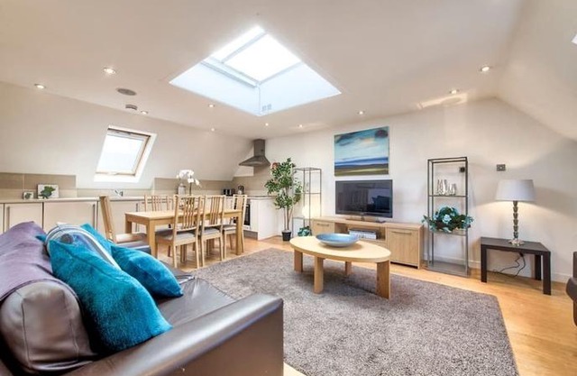 Quiet Mews Street Apartment In The Heart Of Edinburgh