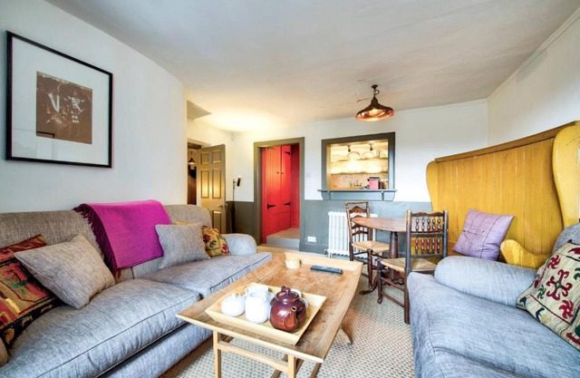 The Rock House - Historic Gem in the Heart of the City