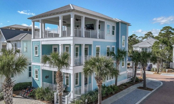 Seacrest Beach House | Cloud Nine Seacrest Beach - Walk to Rosemary & Alys! Outdoor living on 5 porches