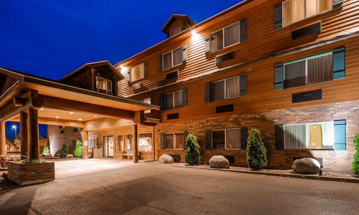 Minocqua Hotel | Best Western Plus Concord Inn