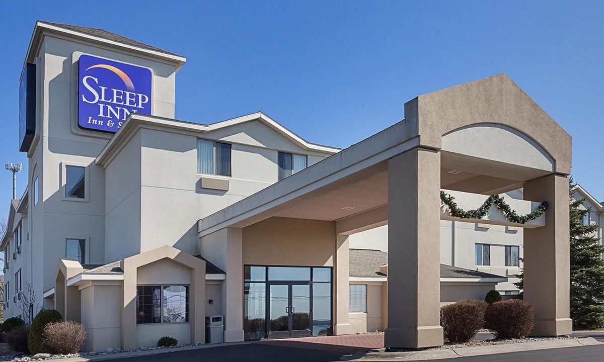 Acme Hotel | Sleep Inn & Suites Acme – Traverse City