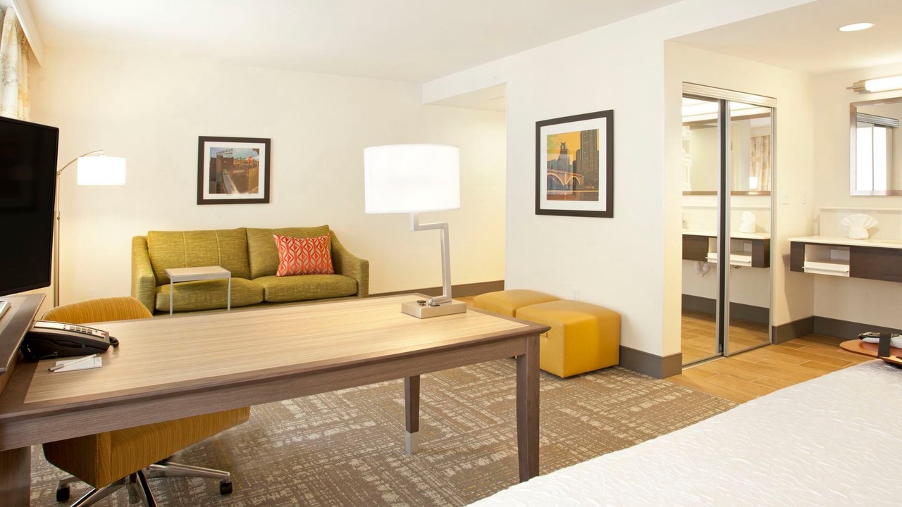 Photo of Livingroom in Downtown West