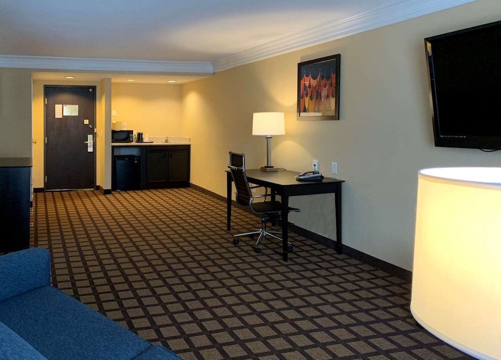 Photo of Livingroom in Oakdale