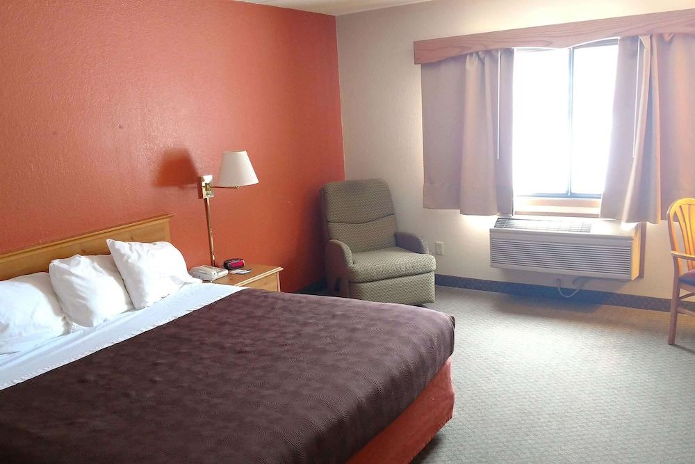 Photo of Bedroom in Iron River