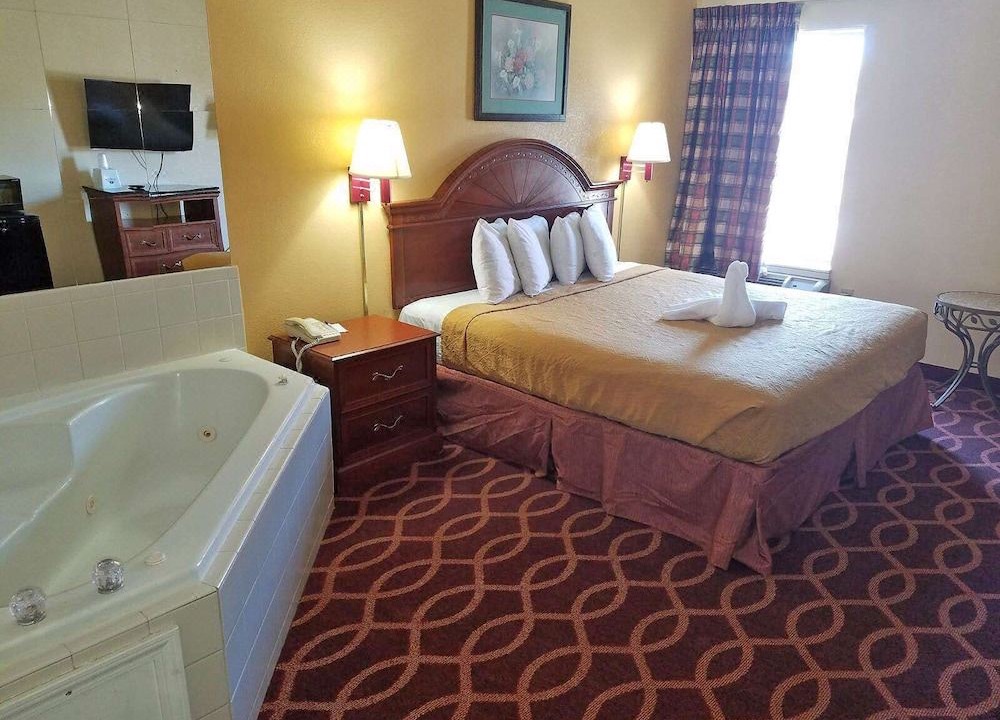 Photo of Bedroom in Evansville