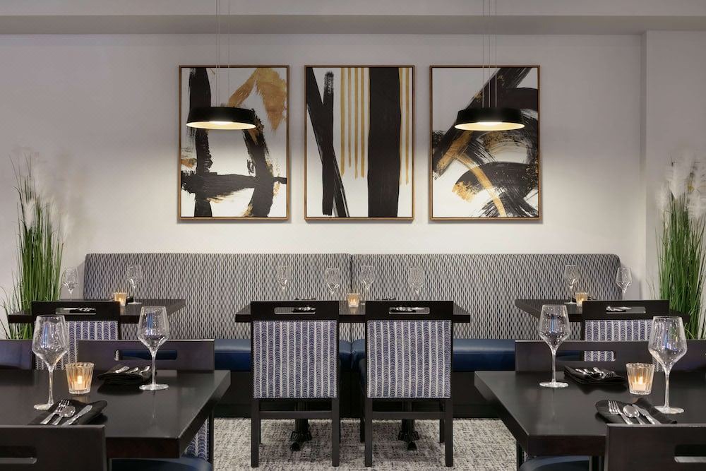 Photo of Livingroom in Canton