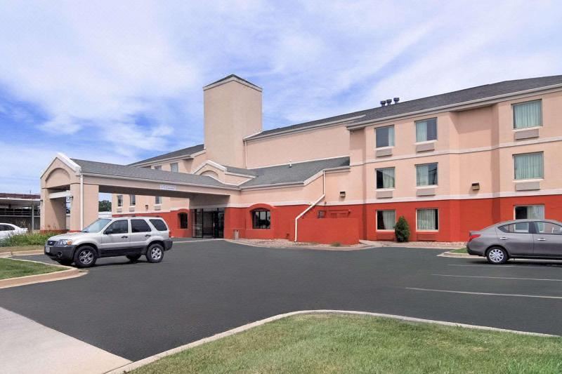 Photo of Buildings in Urbana