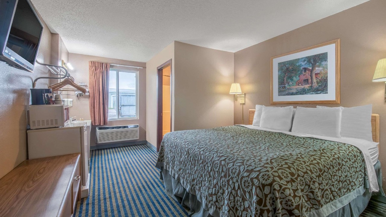 Photo of Bedroom in Jamestown