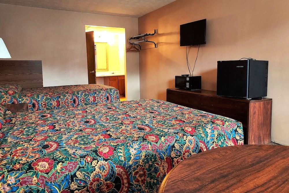 Photo of Bedroom in Chapmanville