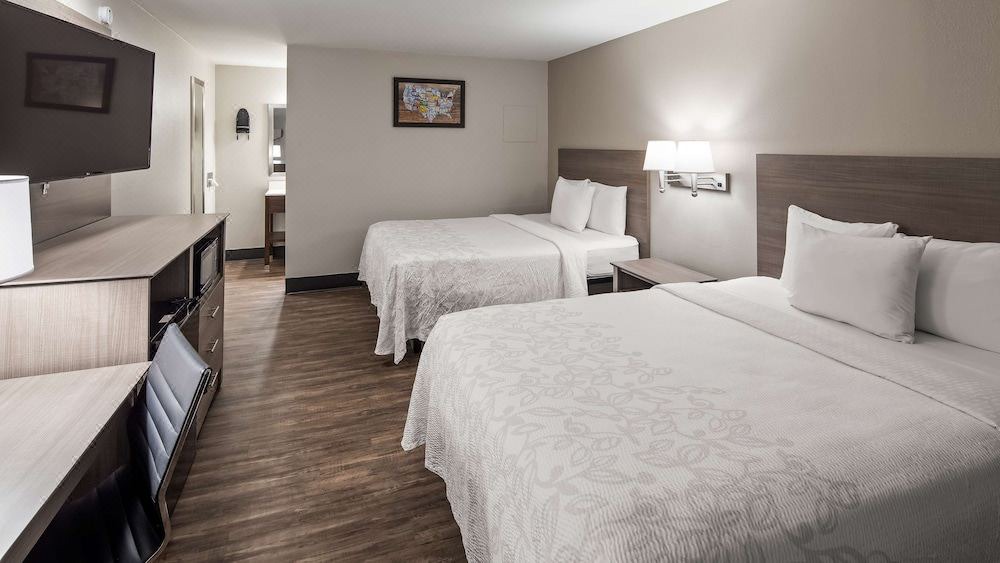 Photo of Bedroom in Findlay