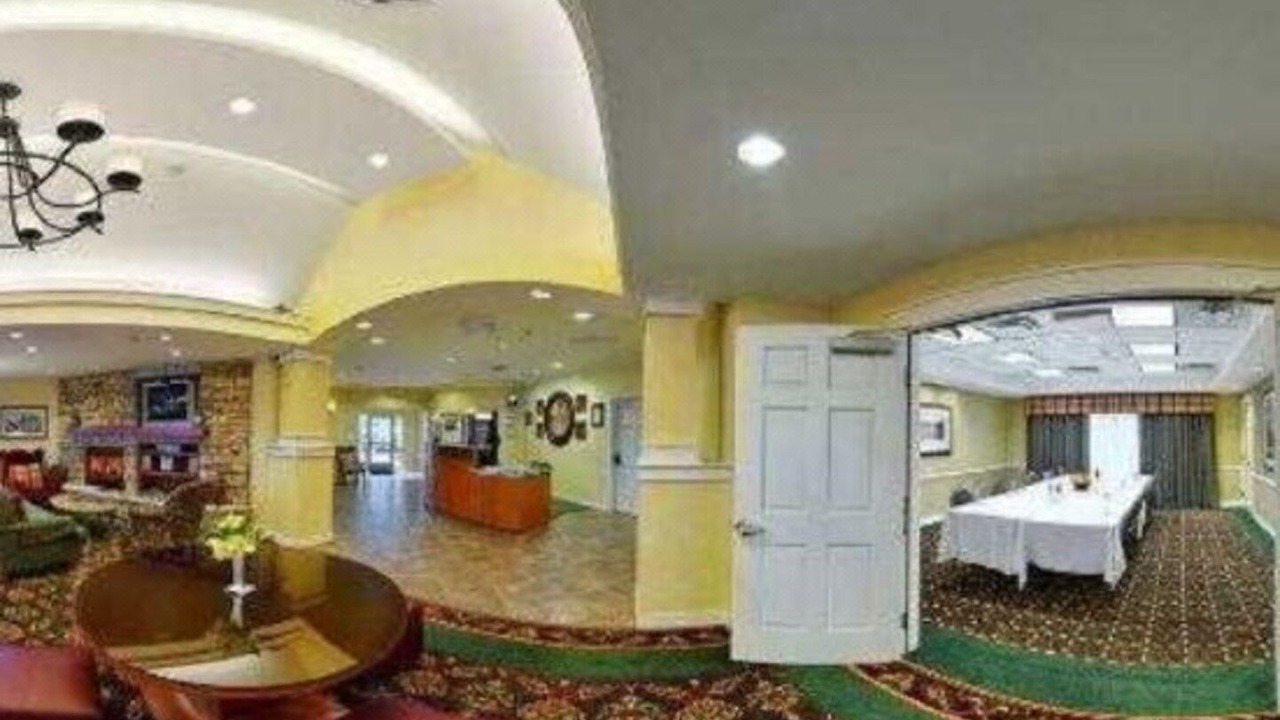 Photo of Livingroom in Novi