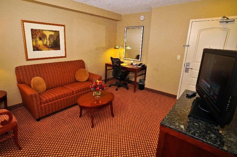 Photo of Livingroom in Erie