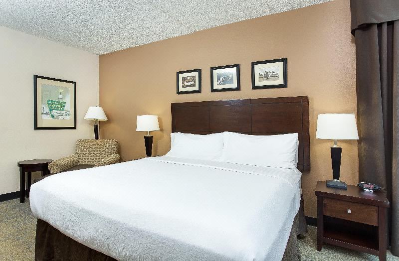 Photo of Bedroom in Fairgrounds