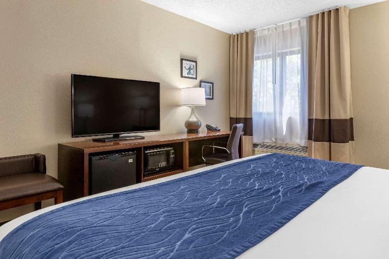 Photo of Bedroom in Dearborn