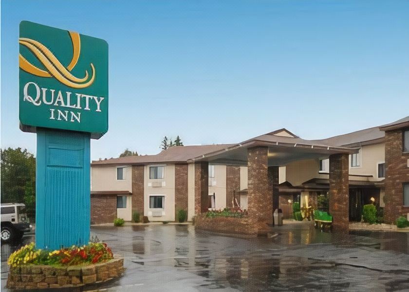 Photo of Buildings in St Ignace
