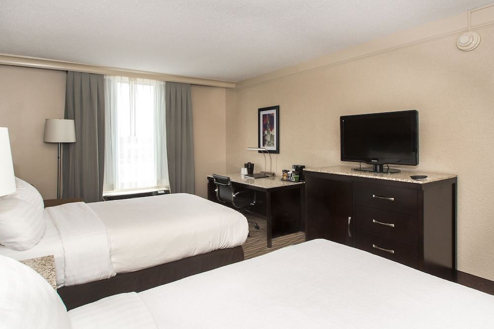 Photo of Bedroom in Strongsville
