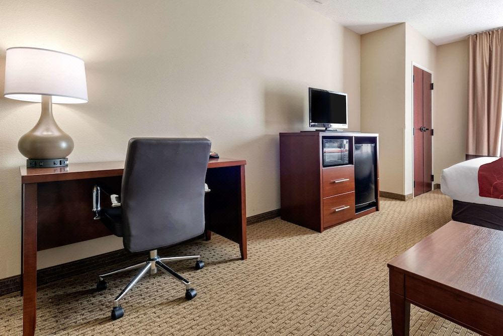 Photo of Livingroom in Mount Saint Joseph