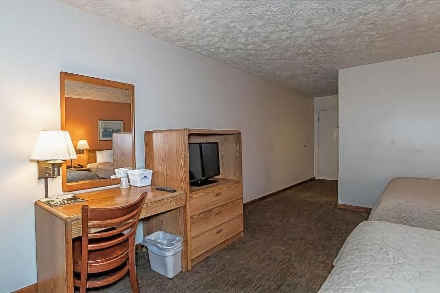 Photo of Livingroom in Austinburg