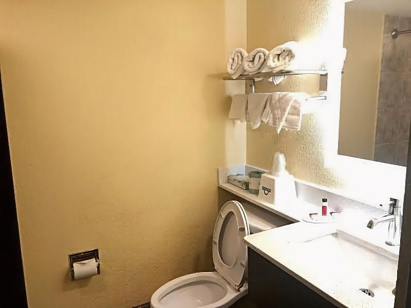 Photo of Bathroom in Grove City