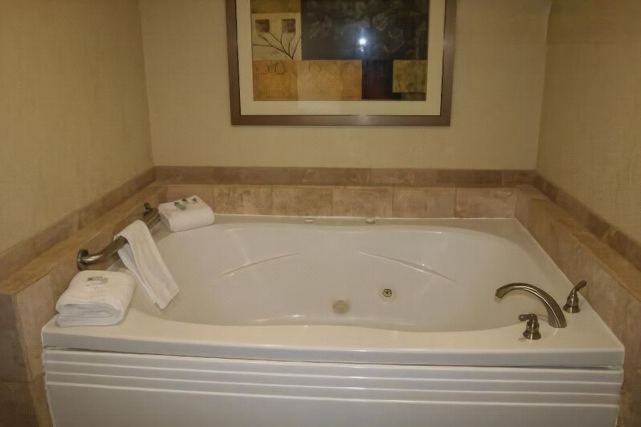 Photo of Bathroom in Saint Marys  Allen County