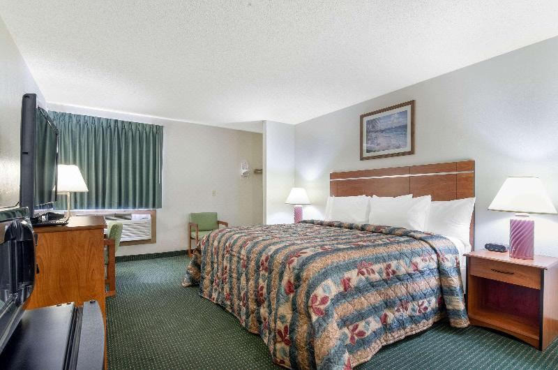 Photo of Bedroom in Emporia