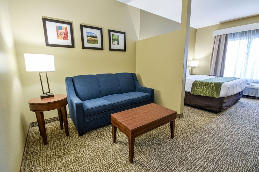 Photo of Livingroom in Plover