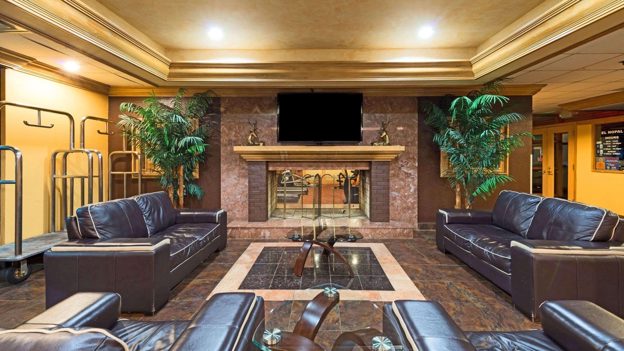 Photo of Livingroom in Louisville
