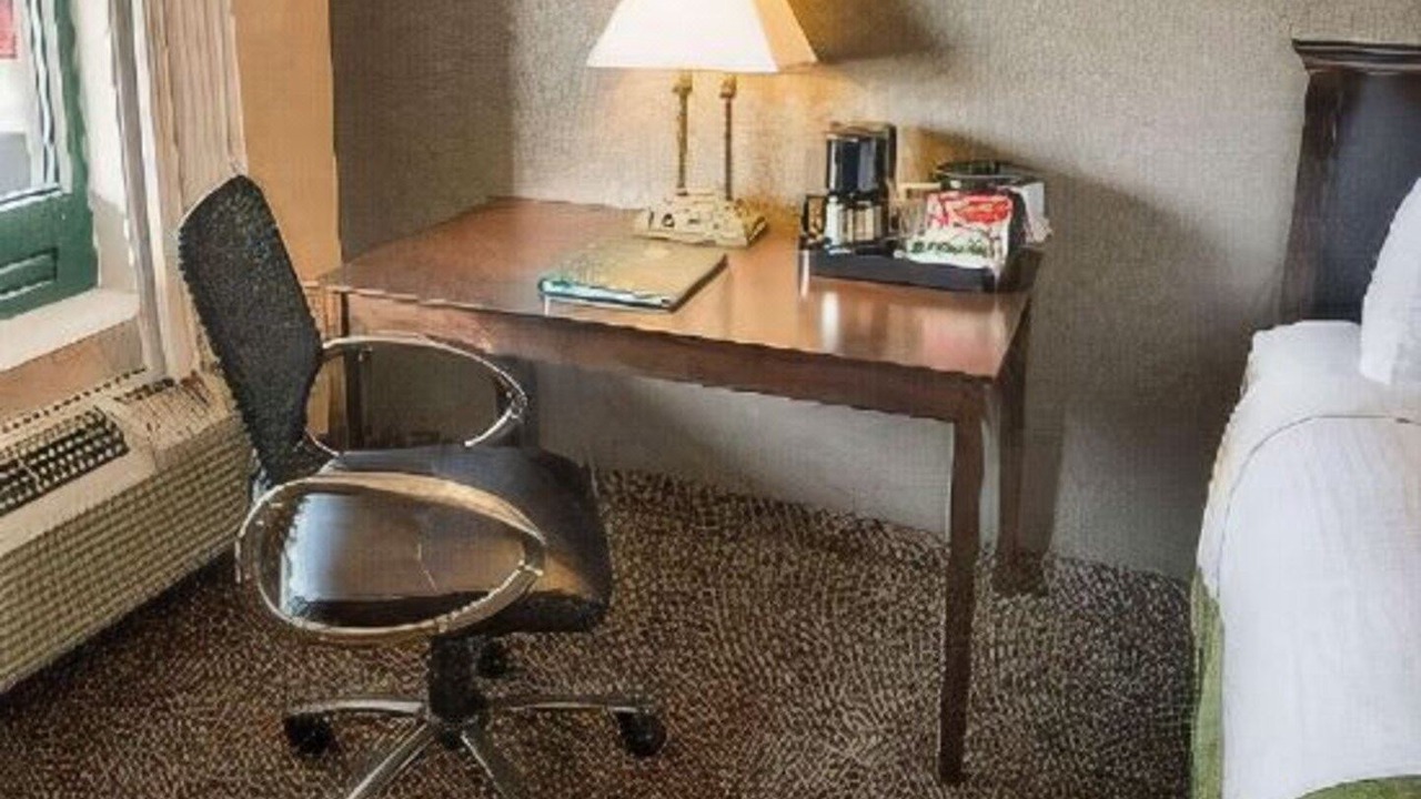 Photo of Livingroom in Ashland