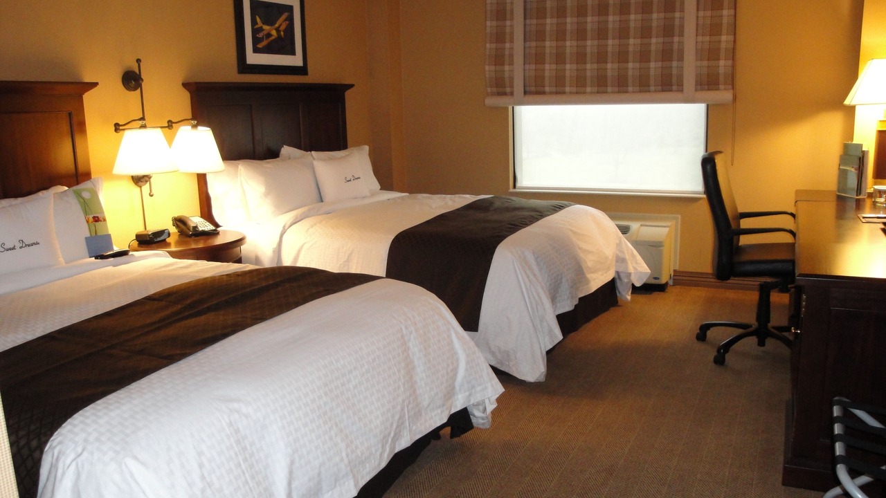 Photo of Bedroom in Mount Saint Joseph