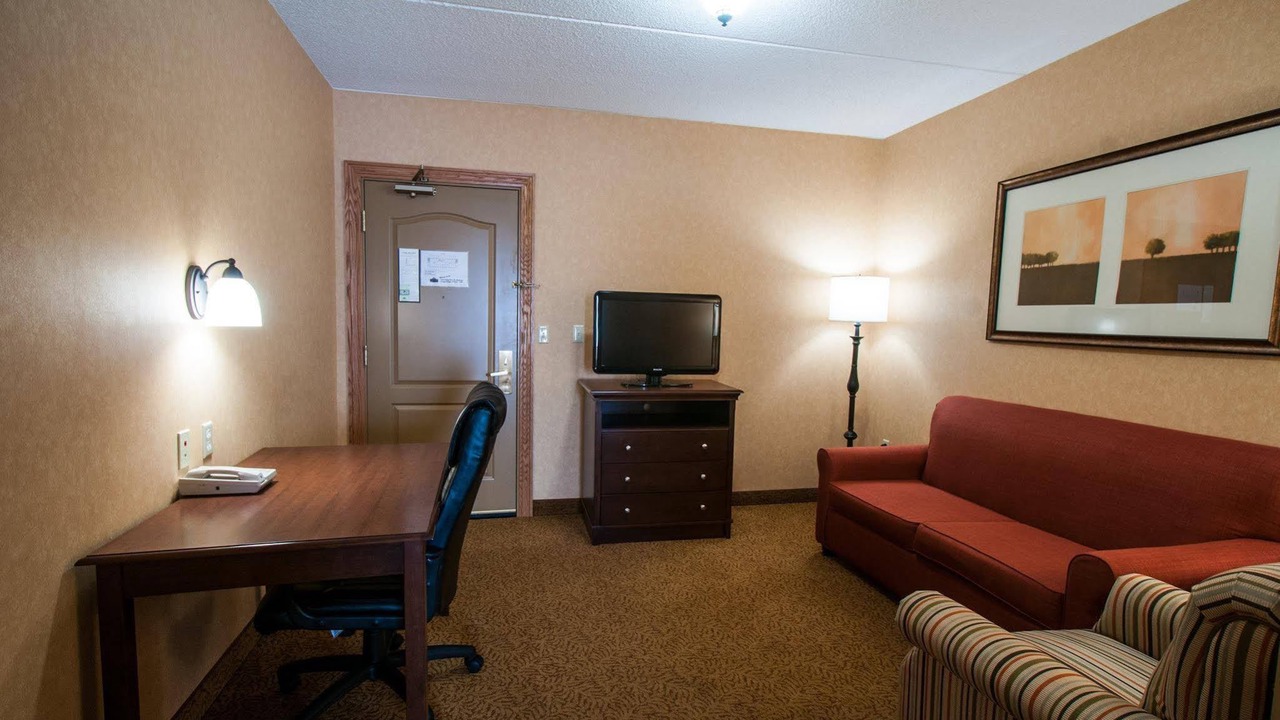 Photo of Livingroom in Cuyahoga Falls