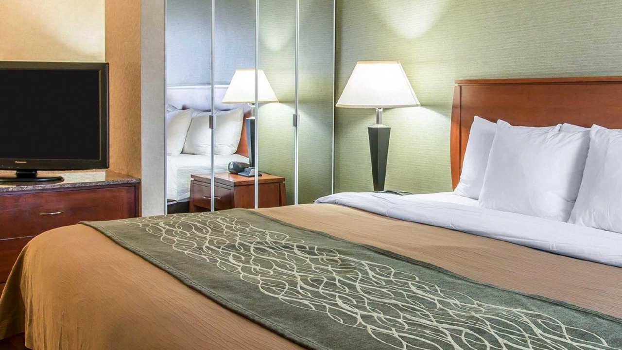 Photo of Bedroom in Dearborn