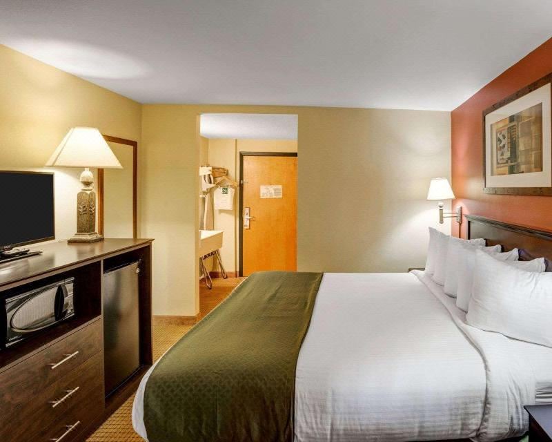 Photo of Bedroom in Ashland
